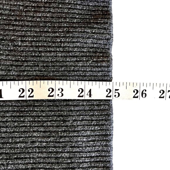 Tahari Womens Gray Turtleneck Tunic Sweater Size M Polyester Spandex Blend NWOT - Picture 14 of 14